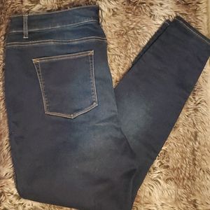 Dark wash jeggings